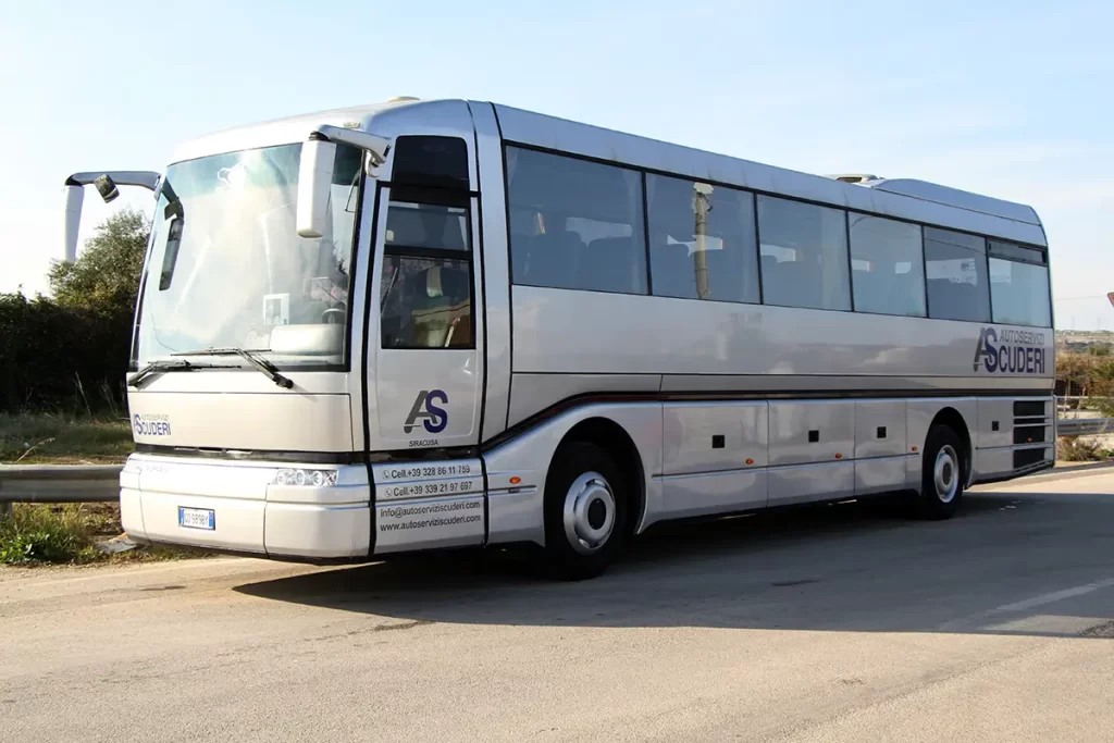 autobus volvo autoservizi scuderi