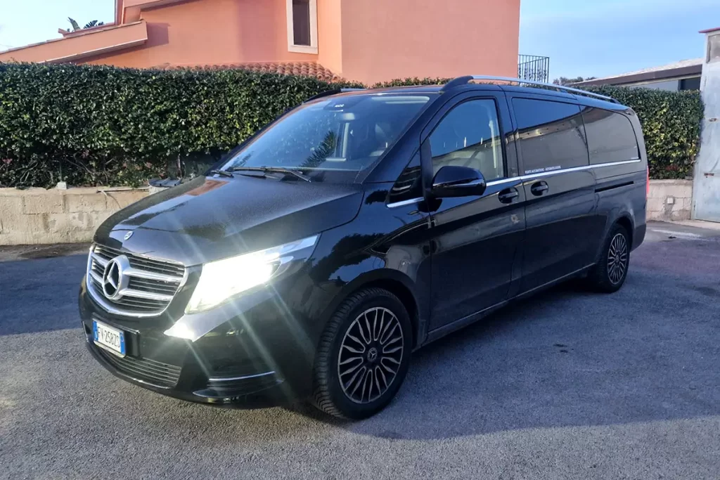 noleggio mercedes v250